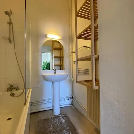 The Maiden's Apartment *